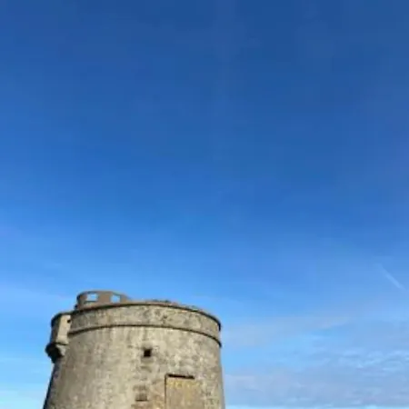 Coastal Gem 10 Mins From Dublin Airport *