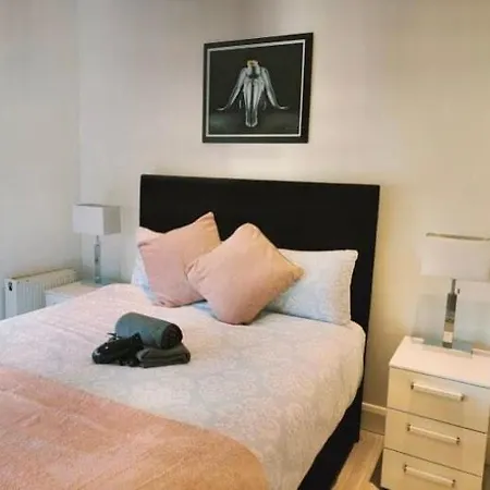 Coastal Gem 10 Mins From Dublin Airport Апартаменты Донабейт