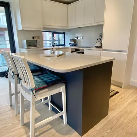 Coastal Gem 10 Mins From Dublin Airport Apartman