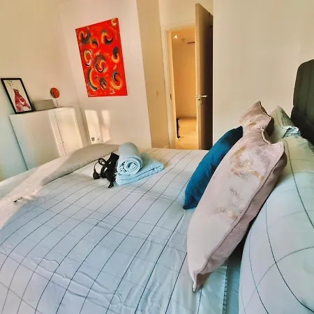 Coastal Gem 10 Mins From Dublin Airport Apartman *