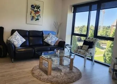 Apartment Coastal Gem 10 Mins From Dublin Airport *