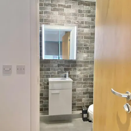 Coastal Gem 10 Mins From Dublin Airport Донабейт