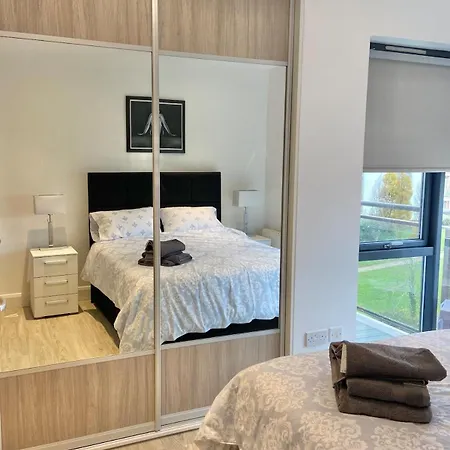 Lejlighed Coastal Gem 10 Mins From Dublin Airport *