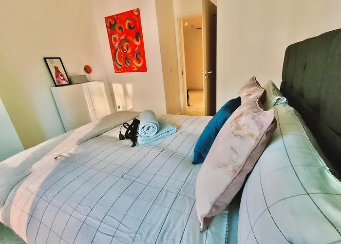 Coastal Gem 10 Mins From Dublin Airport Appartamento *